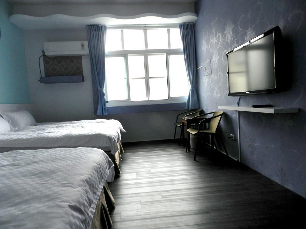 Light Blue Hostel Hengchun Exterior photo