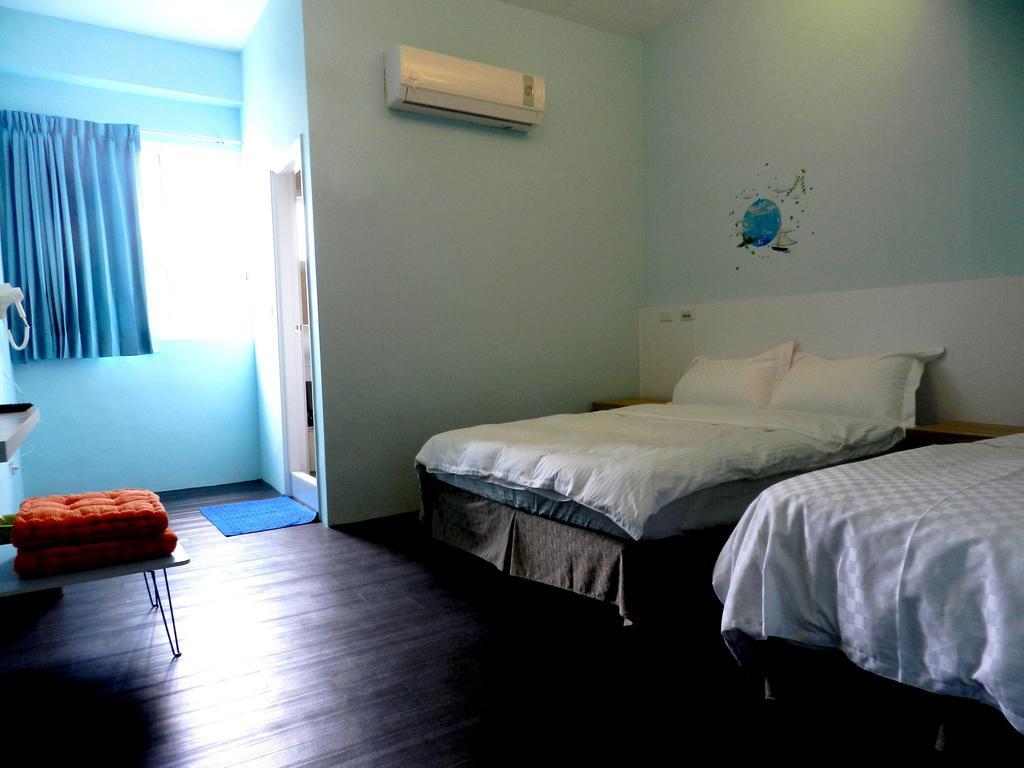 Light Blue Hostel Hengchun Exterior photo