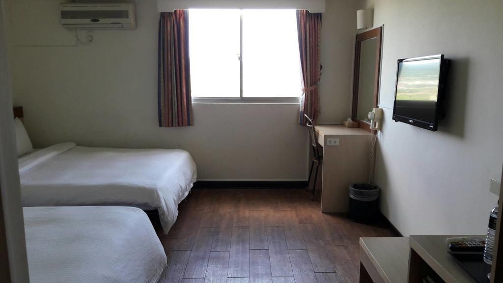 Light Blue Hostel Hengchun Exterior photo