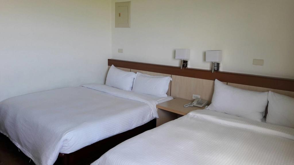 Light Blue Hostel Hengchun Exterior photo